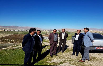 بازدید شهردار، معاون برنامه ریزی و امور عمرانی فرمانداری و اعضای شورای شهر از محله منجنیق