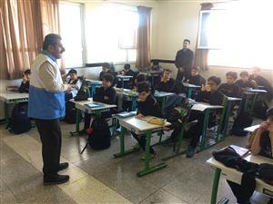 انتخاب و همکاری ۱۰۰ « همیار آب » در مدرسه روستایی صفرآباد ساری