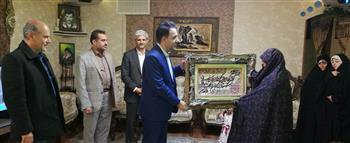 دیدار با خانواده مهندس شهید در همدان به مناسبت روز بزرگداشت شهدا