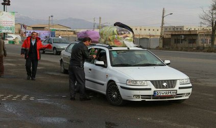 استقبال از اولین گروه مسافران بهاری در ورودی غرب تبریز