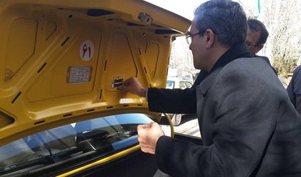 رانندگان تاکسی ها در کلاس های آموزشی شرکت می کنند
