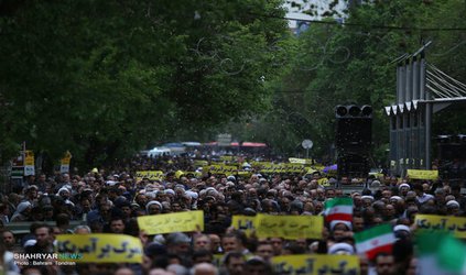 راهپیمایی نمازگزاران تبریز در حمایت از بیانیه شورای عالی امنیت ملی
