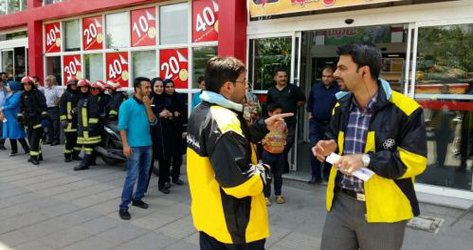 برگزاری مانور میدانی امداد و نجات در فروشگاه شهرمای هدایت