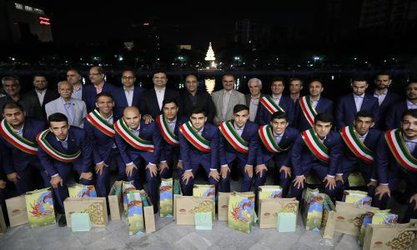 ملی‌پوشان تیم فوتسال امید ایران تجلیل و برای حضور در مسابقات آسیایی  ...
