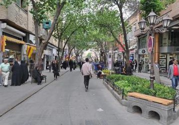 برگزاری کارگاه آموزشی پیاده مداری و خودرو محوری در شهرداری مشهد