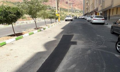 لکه‌گیری و آسفالت‌ریزی اساسی در کوی ولی امر، مرزداران و شهرک رشدیه