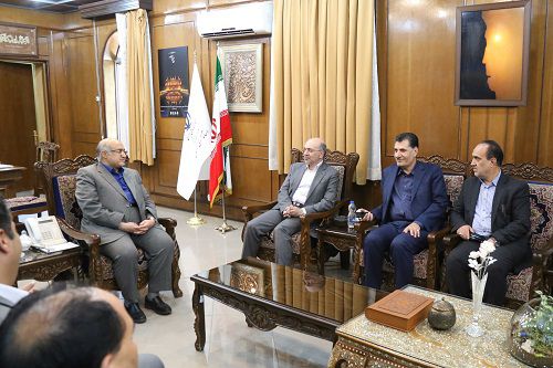 دیدار مهندس جانباز معاون وزیر نیرو به همراه مسئولین با...