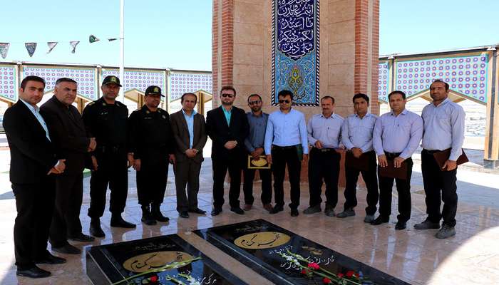 تجلیل از کارکنان آتش نشانی و خدمات ایمنی شهرداری باغملک