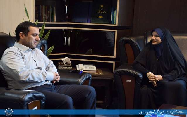 فرهنگ، لازمه اعتلای مدیریت شهری و کتابخانه های عمومی نماد فرهنگ هستند