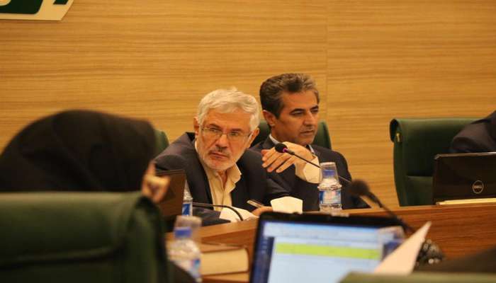 رئیس شورای شهر شیراز خطاب به مدیران شهرداری: هیچگونه کوتاهی در اجرای تکالیف و پروژه‌ها را نمی‌پذیریم