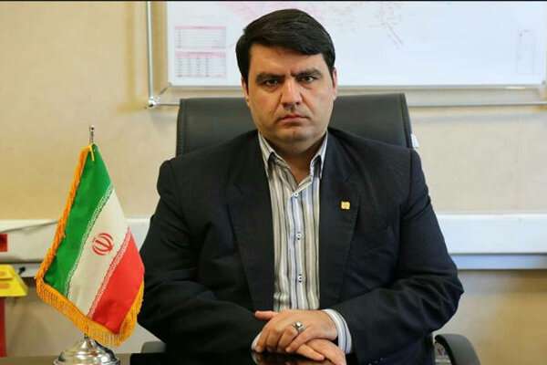 بارش برف در محورهای مواصلاتی استان قزوین آغاز شد