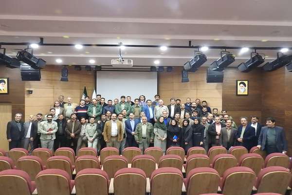 برگزاري دوره آموزشي بيمارهاي شايع در حيات وحش و راه هاي پيشگيري از شيوع آن ها براي محيط بانان اصفهان