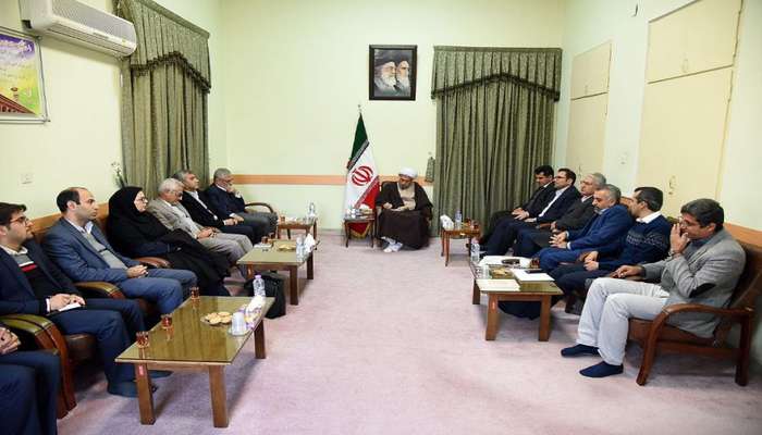 دیدار مسؤولان مرکز پژوهش‌های شورای شهر شیراز با نماینده ولی فقیه در استان فارس