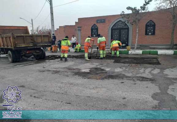 لکه گیری آسفالت معابر و مسیرهای اصلی وادی رحمت