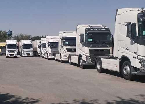 کامیون‌های وارداتی با قیمت‌های نجومی در سایت‌های اینترنتی!