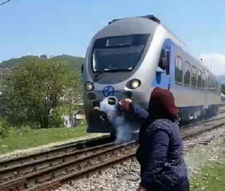 نان، عشق، قطار