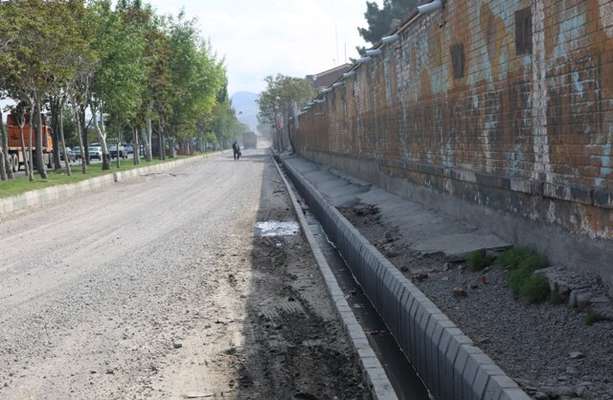 اتمام احداث کانال آب های سطحی دیزل آباد