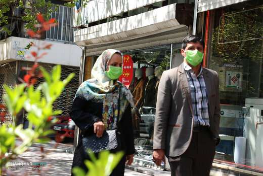 استفاده از ماسک برای همه و در همه جا ضروری است