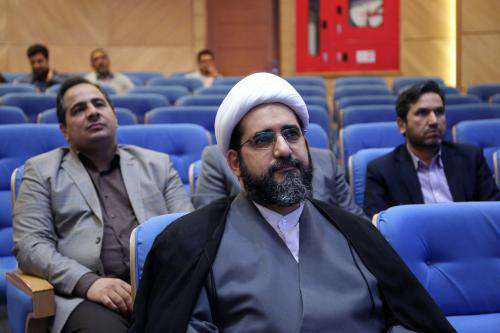 هدیه یک میلیون تومانی بنیاد مستضعفان به پرسنل آرامستان های مشهد‌