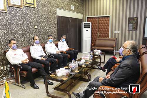 با هدف ارایه خدمات ارزنده تر به شهروندان؛ دیدار سرپرست سازمان آتش نشانی و خدمات ایمنی رشت با مدیر مخابرات منطقه گیلان /آتش نشانی رشت