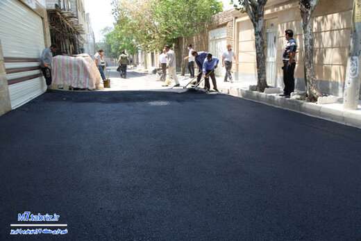 اجرای آسفالت ریزی ۶۰ تنی در کوی اطلس