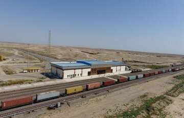 هدفگذاری حمل ۱۱۸ میلیون تن‌بار در شبکه ریلی کشور