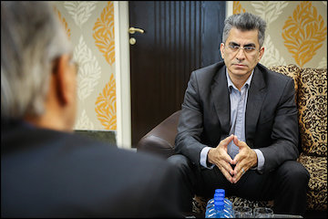 مذاکره با فرانسوی‌ها برای انتقال تجربیات شهرسازی و تامین مسکن محرومان