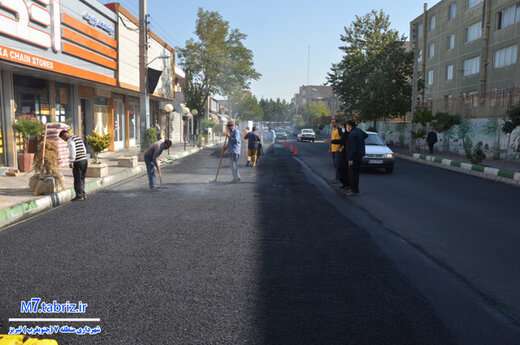 انجام آسفالت ریزی ۴۶۰ تنی در خیابان نگارستان غربی