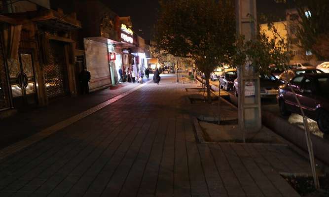 دست‌فروشان خیابان شهریار باغمیشه جمع آوری شدند/ از گند زدایی و ضد عفونی معابر تا راه اندازی سیستم اع ...