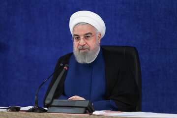 روحانی: تا پایان دولت ۹ پروژه بزرگ حمل و نقل افتتاح می شود