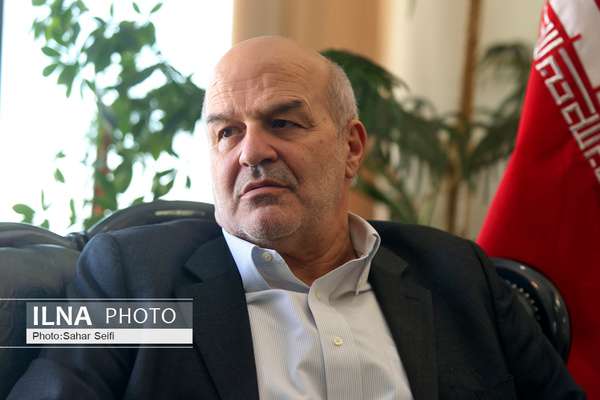 امسال 25 هزار هکتار از مراتع و جنگل‌ها در آتش سوخت/ بجای حریق جنگل باید نگران آلودگی هوا باشیم/ نابودی سالانه 100 هزار هکتار از درختان بلوط/ افزایش شکار در پی فشارهای اقتصادی