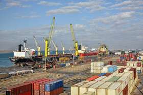 رعایت پروتکل‌های بهداشتی در پایانه بار بندر امام