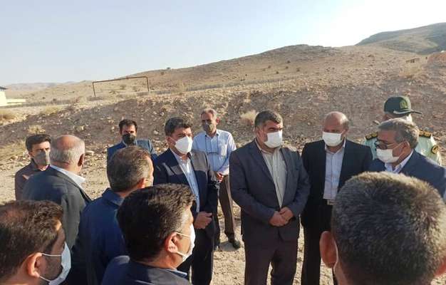 رییس بنیاد مسکن کشور مشکلات برخی روستاهای فارس را بررسی کرد