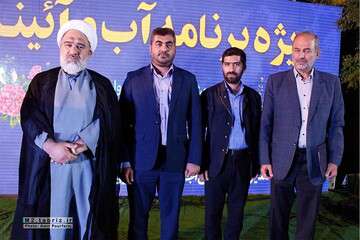 تجلیل از خانواده شهیدان والامقام فیضی حسینی