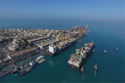 آخرین وضعیت ۳۰ کانتینر رها شده در بندر بوشهر/ فروش محتوای کانتینرها توسط ستاد اجرایی فرمان امام در پی فک پلمب و تعیین تکلیف از سوی دادستانی