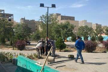 اجرای عملیات تامین روشنایی پارک شهریار