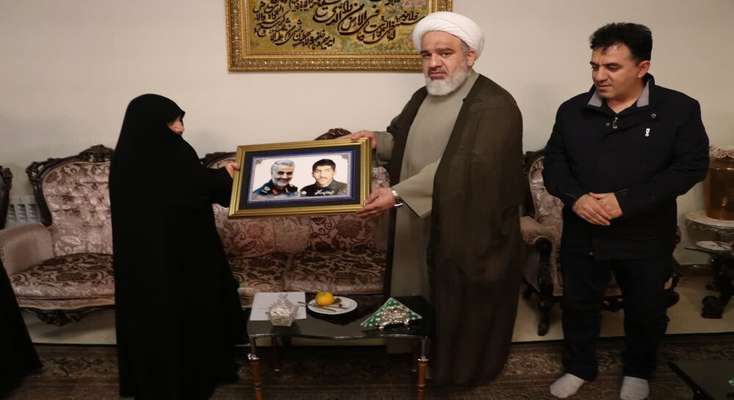 دیدار شهردار تبریز با خانواده‌های معظم شهیدان والامقام فرناز کیهان خدیوی و یوسف کشکولی