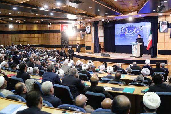 تقدیر از سازمان راهداری و حمل و نقل جاده ای در بیست و نهمین اجلاس سراسری نماز