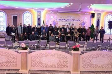 مراسم تجلیل از جانبازان پرافتخار وطن در گلزار شهدای شنب غازان