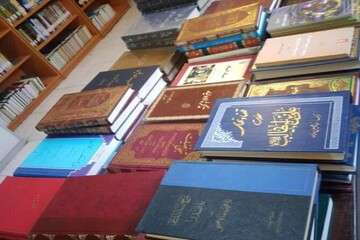 اهدای ۵۰ عنوان کتاب به کتابخانه‌های جنوب غرب تبریز