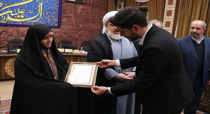 تجلیل شهردار و اعضای شورای اسلامی شهر تبریز از قاری ممتاز بین‌المللی