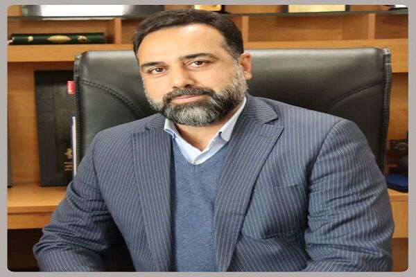 بازدید از وضعیت باند پروازی و حصارکشی فرودگاه آباده