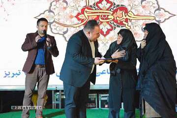 تجلیل از مادر گرامی شهید والامقام صدری انور در جشن بزرگ عید سعید فطر