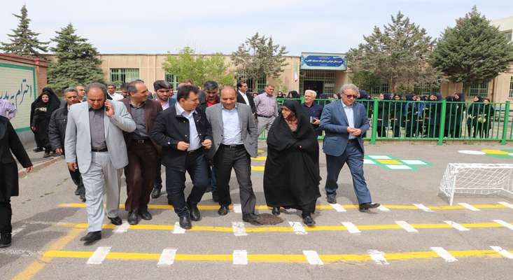 حمایت از نسل جوان و پویا با برنامه‌های سلامت محور و تکریم نخبگان