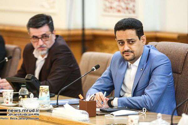 فرهنگ‌سازی برخی از تبصره‌های قانون جهت توسعه زیرساخت‌های حوزه حمل و نقل