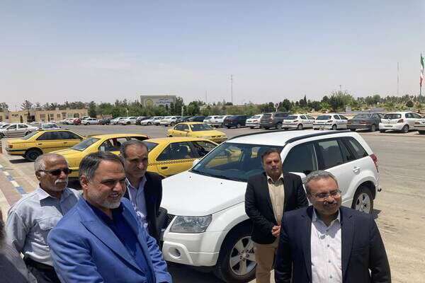 بررسی مشکلات تاکسیرانی در فرودگاه یزد
