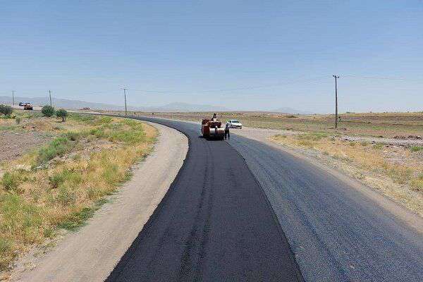 هدف گذاری اجرای رویه آسفالت ۲۷۵۰ کیلومتر از راه‌های روستایی بالای ۲۰ خانوار در سطح کشور