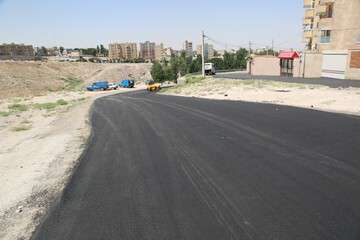 فعالیت همزمان چهار اکیپ آسفالت در سطح حوزه شهرداری منطقه۷تبریز