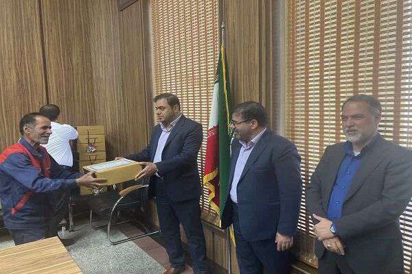 تجلیل از پرسنل فعال در عملیات حج تمتع فرودگاه یزد