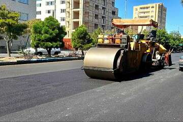 آسفالت‌ ریزی خیابان دامپزشکی (حدفاصل چهارراه خطیب تا تقاطع خیابان گلپارک)